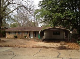 128 Royale Dr, Texarkana, TX 75503