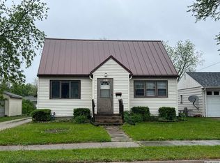 1012 1st St NE, Mason City, IA 50401