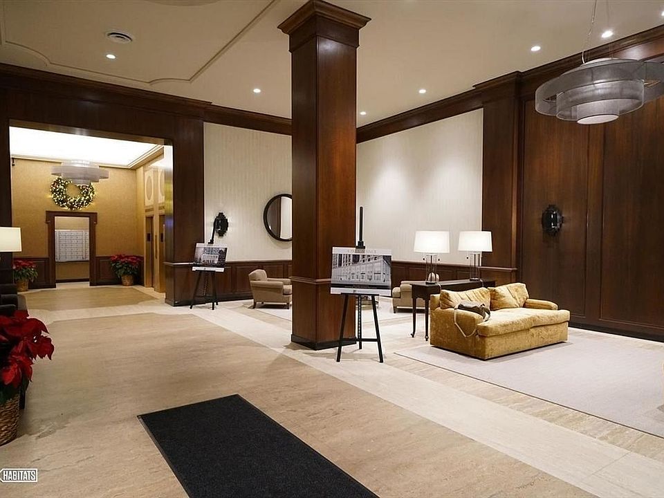 2nd image of 4 Park Ave APT 4U