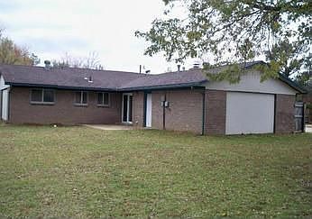 2nd image of 1003 E Courtney Ave