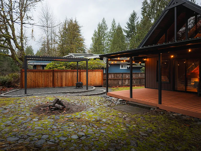 23418 N River Dr — Photo 3