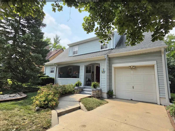 2911 Sunset Cir, Sioux City, IA 51104