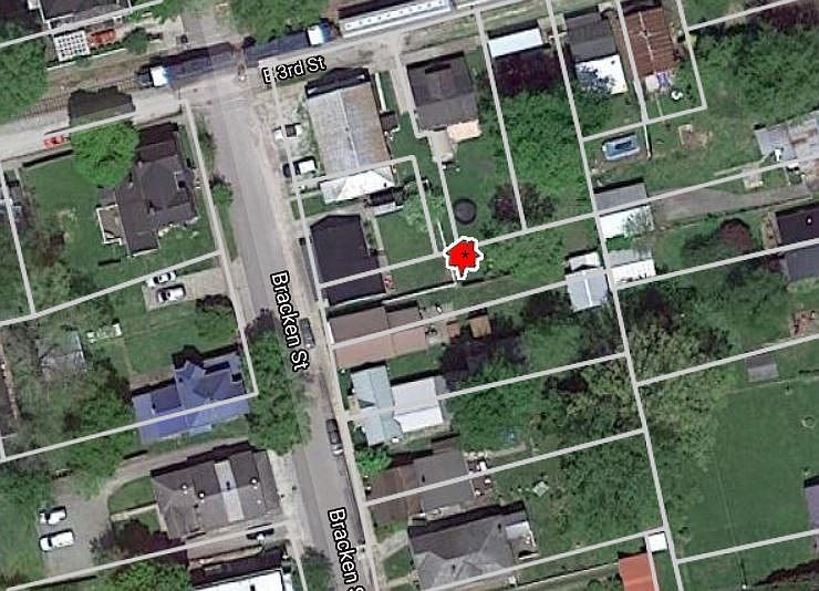 2nd image of 304 Bracken St