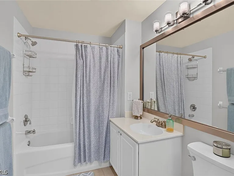 10006 Sky View Way #203 — Photo 26
