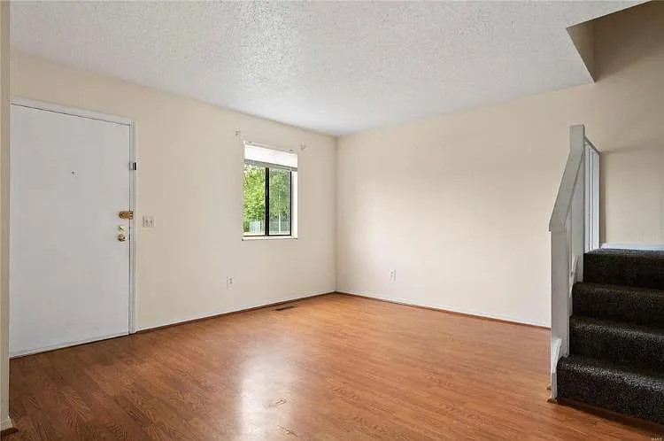 2617 Falcons Way photo 1