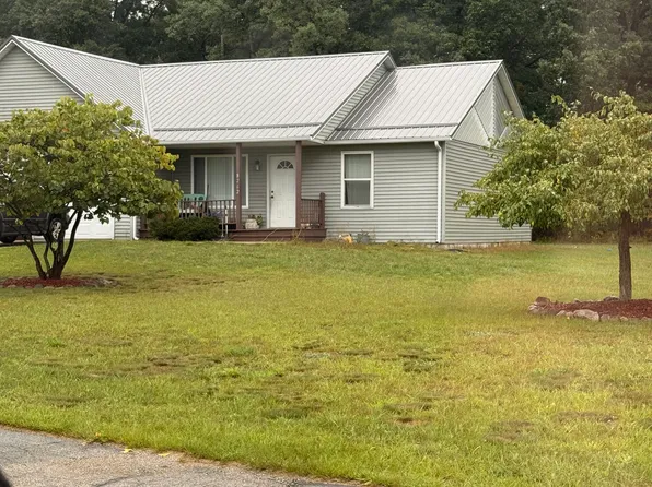 (undisclosed Address), Stanton, MI 48888