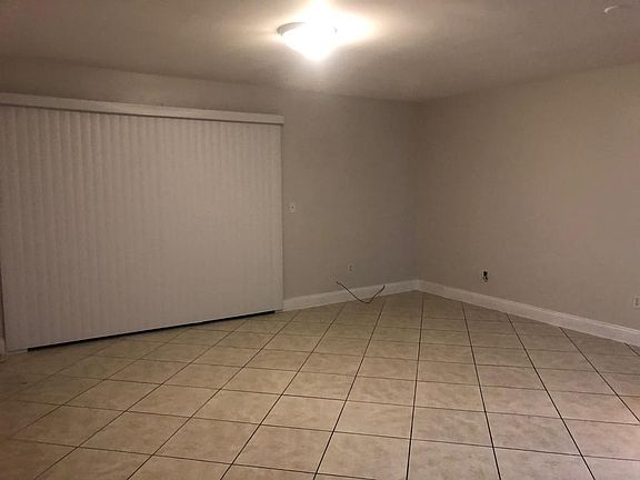 5th image of 9370 SW 87th Ave #18