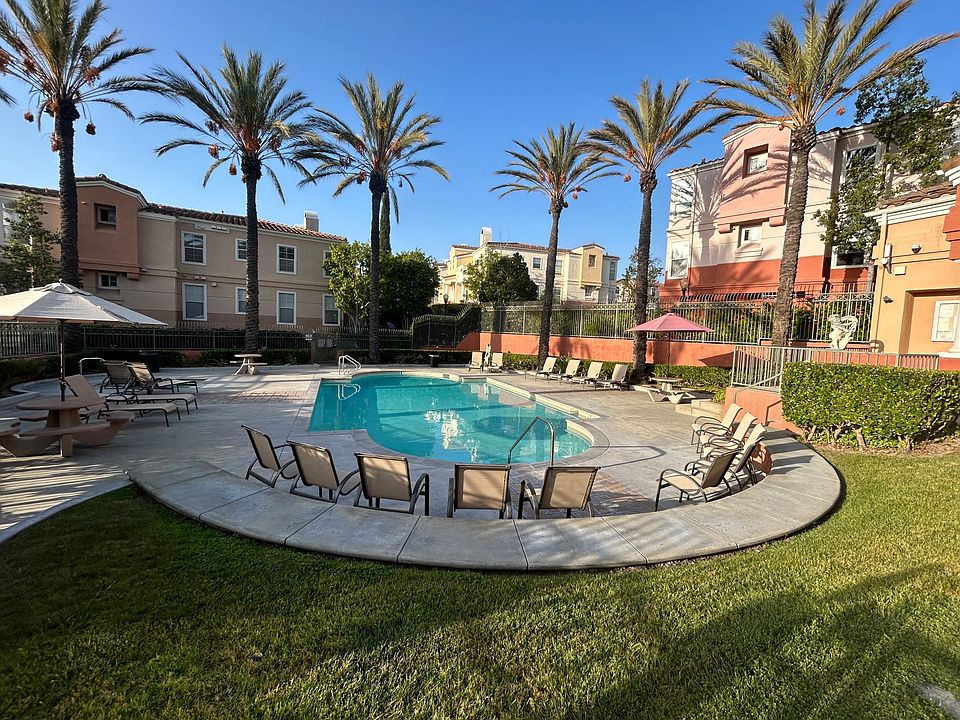 1st image of 1020 S San Marino Way
