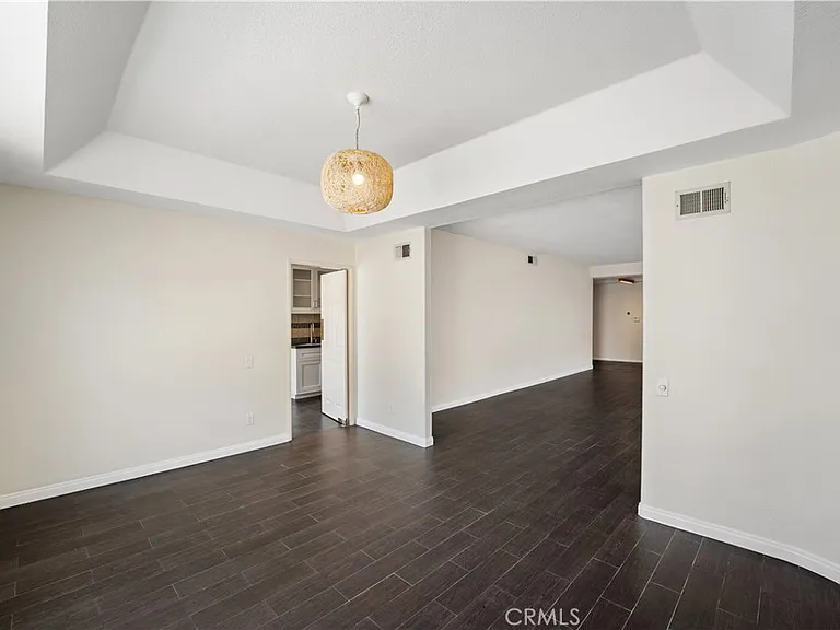 4313 Van Nuys Blvd #203 — Photo 12