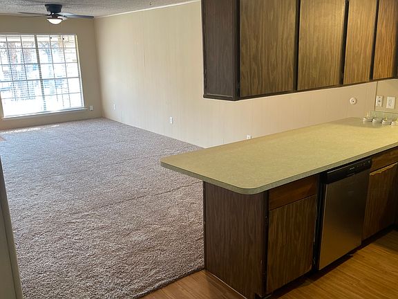 5th image of 1805 Romack Ct APT B