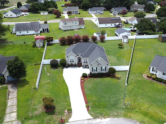 5th image of 105 N Torhunta Drive