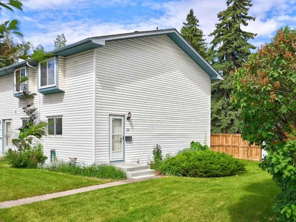 4810 S 40th Ave SW #22, Calgary, AB T3E 1E5