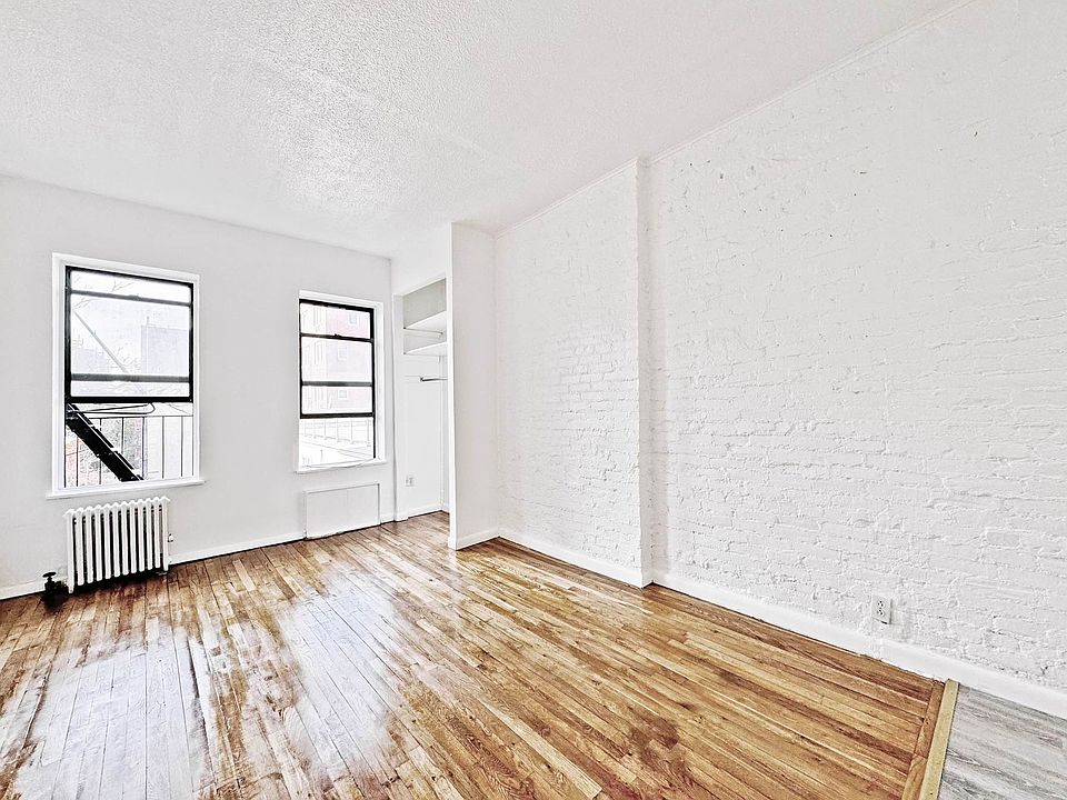 1st image of 173 Avenue C #4
