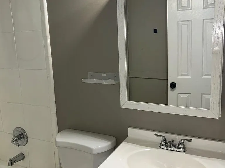 Unit Photo