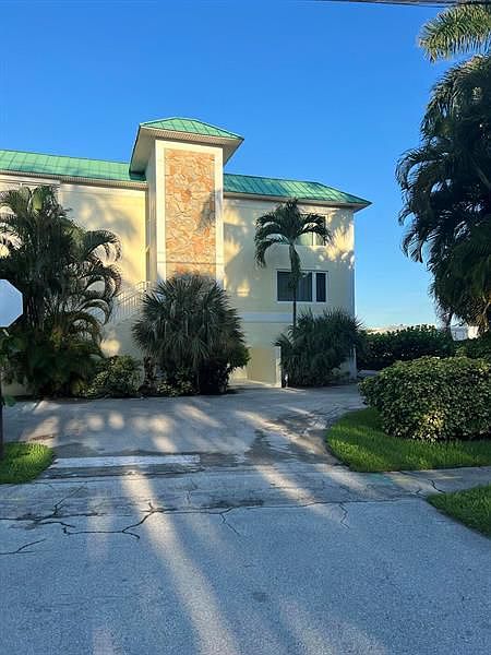 1st image of 1708 S Ocean Blvd APT 3