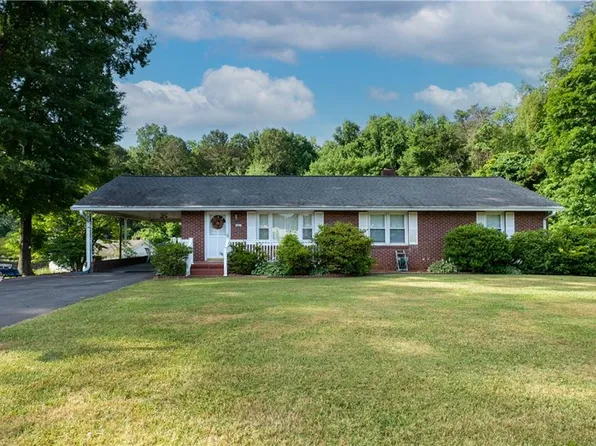3728 Yadkinville Rd, Lewisville, NC 27106