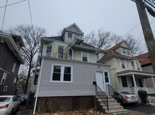 1043 Grove St FLOOR 1, Irvington, NJ 07111