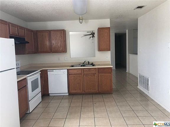 5th image of 4402 Palmtree Ln