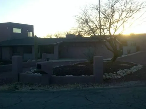9120 E Loma Linda Pl, Tucson, AZ 85749