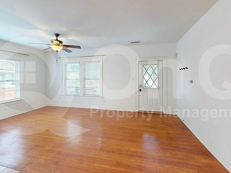 3326 Burlingdell Ave — Photo 5