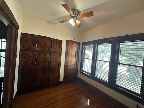 5th image of 622 W 26th St