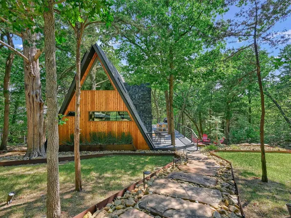 102 Fox Hollow Dr, Pottsboro, TX 75076