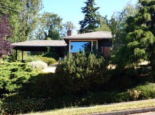 1746 S Ferdinand St, Seattle, WA 98108