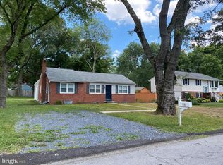 211 Brookfield Rd, Pasadena, MD 21122