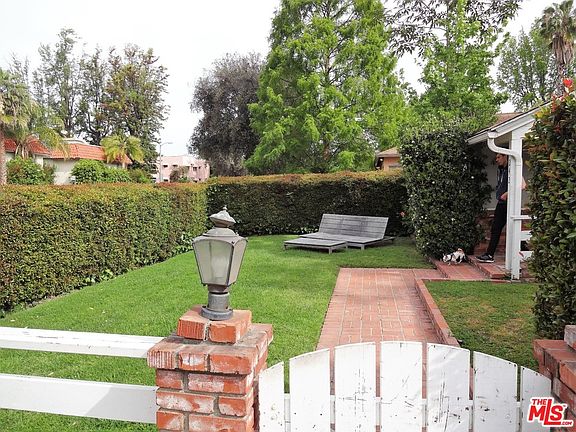 4th image of 4242 Tujunga Ave