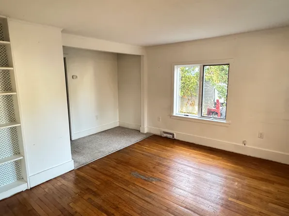 38 Howard St #1, Presque Isle, ME 04769