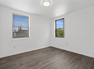 209 Van Braam St APT 1, Pittsburgh, PA 15219