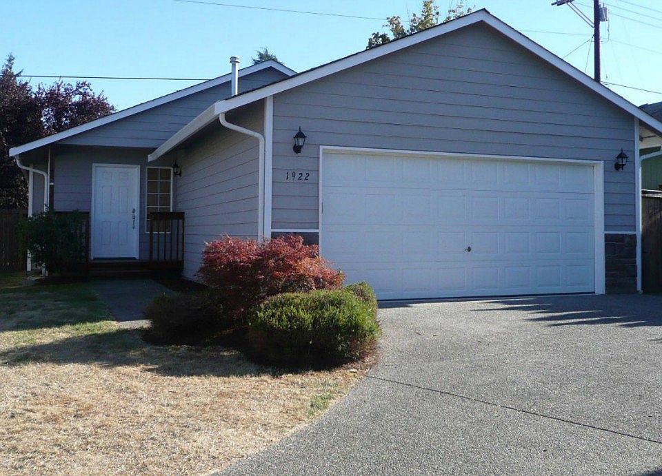 1st image of 1922 111th Dr SE