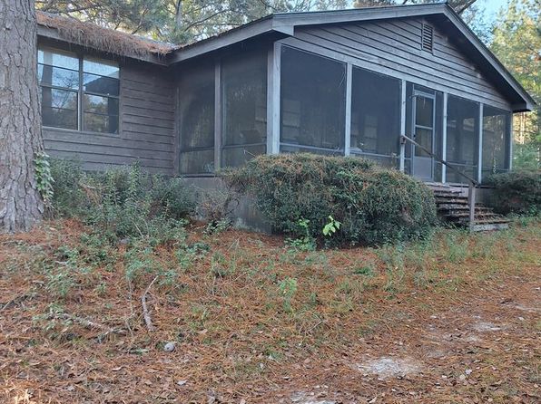 344 Phillips Ln, Moultrie, GA 31768