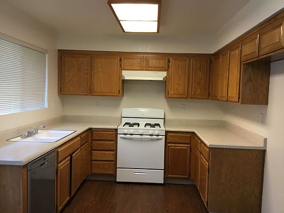 3rd image of 8362 Bull Mountain Cir