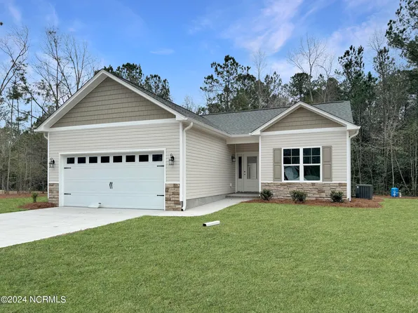 7121 Jennings Road NE, Leland, NC 28451