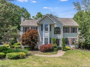 18 Dahn Dr, Sparta, NJ 07871