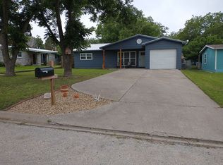 1107 N Maryland Ave, Big Lake, TX 76932