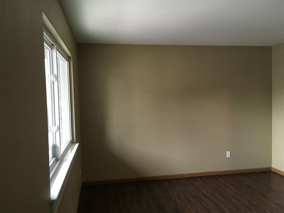 1st image of 2619 Sierra Dr #1