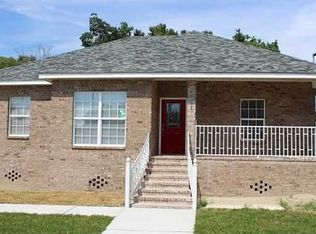 8421 Edinburgh St, New Orleans, LA 70118