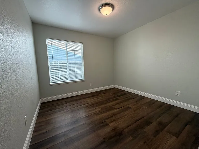 8267 Moorhaven Way — Photo 30