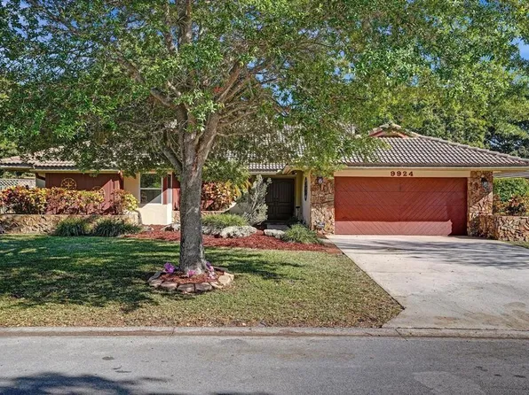 9924 NW 3rd Place, Coral Springs, FL 33071