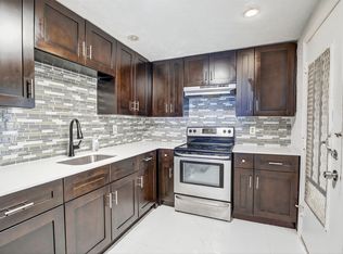 4770 NW 10th Court #104, Plantation, FL 33313
