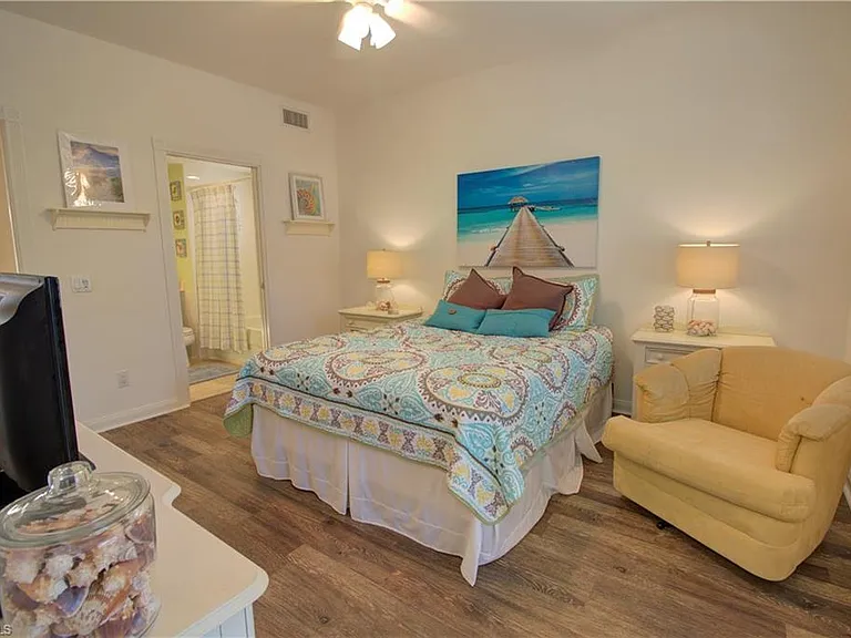 8109 Chianti Ln — Photo 11