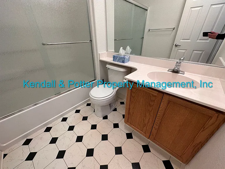 212 Everson Dr — Photo 9