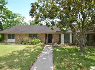 2501 College Dr, Victoria, TX 77901