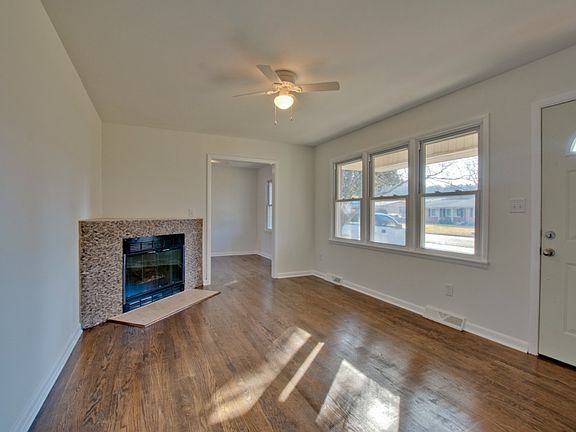 4th image of 503 Louis Cir SE