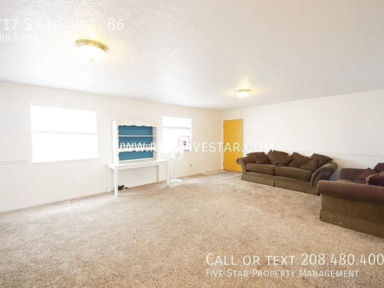 717 S 4th Ave #B6 — Photo 2