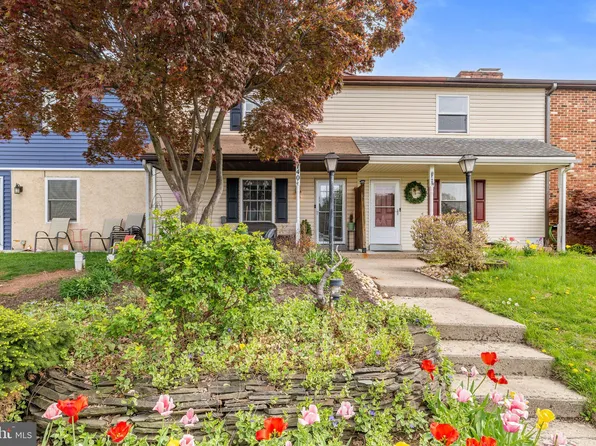 140 Thomas Dr, Telford, PA 18969