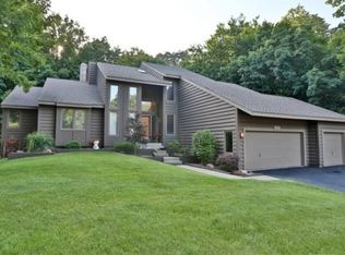 2980 Autumn Woods Dr, Chaska, MN 55318