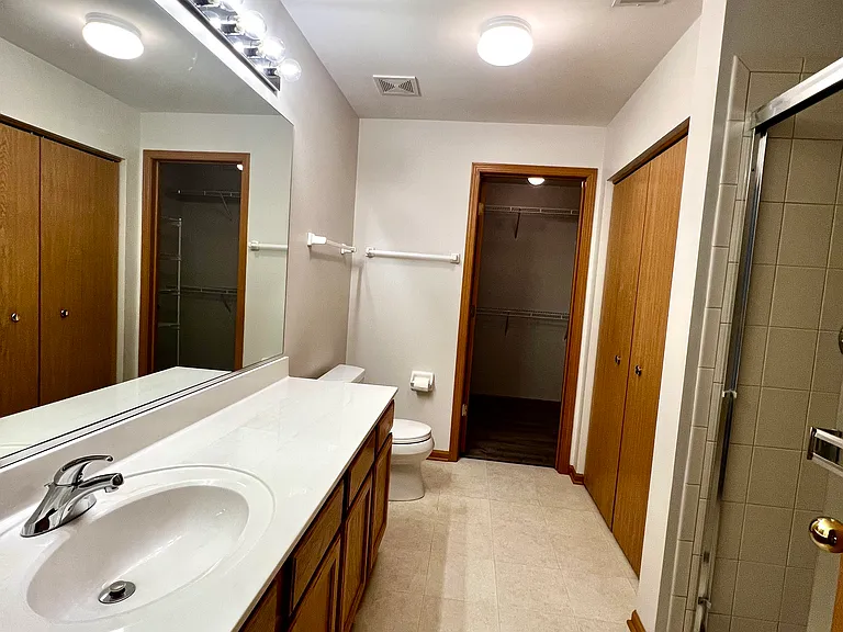 2405 Wilton Ln — Photo 8